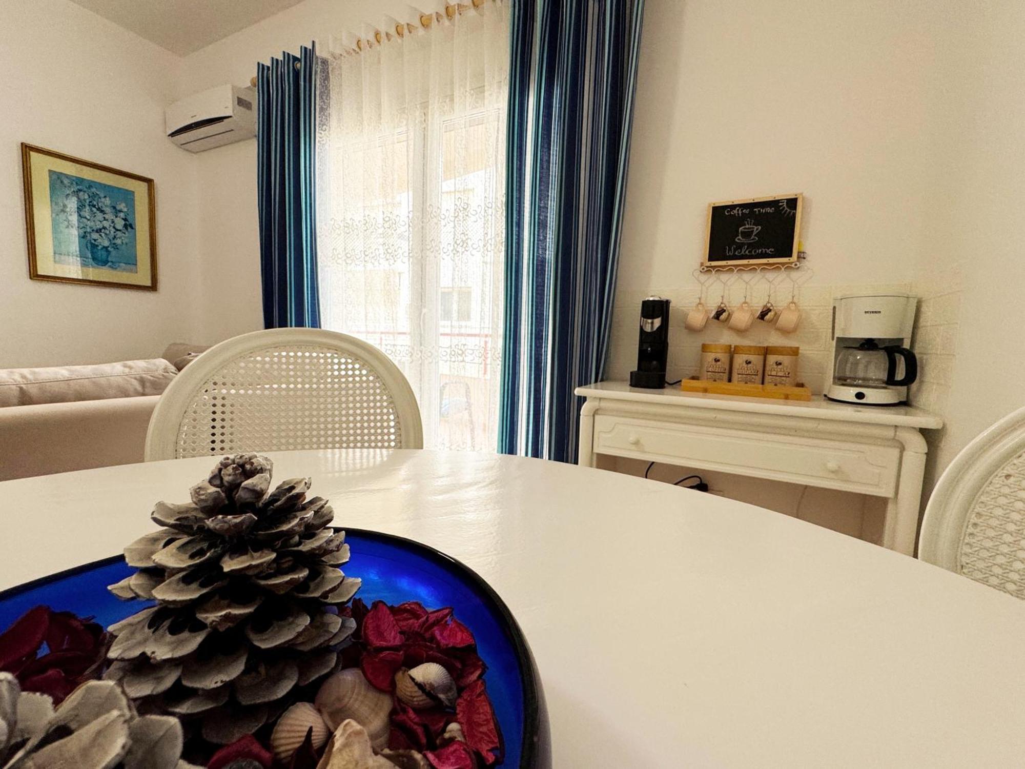 Celeste Bay Apartment فلورا المظهر الخارجي الصورة